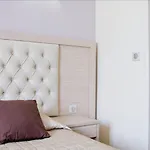 Lebron Hotel 3*