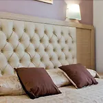 Lebron Hotel Paris