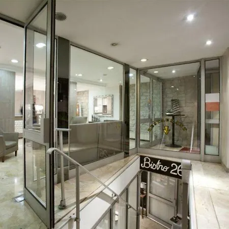 Hotel Lebron 3*