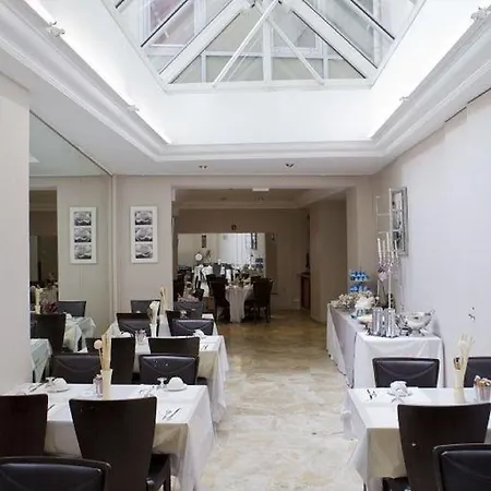 Lebron Hotel París