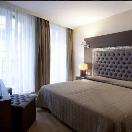 Hotel Lebron