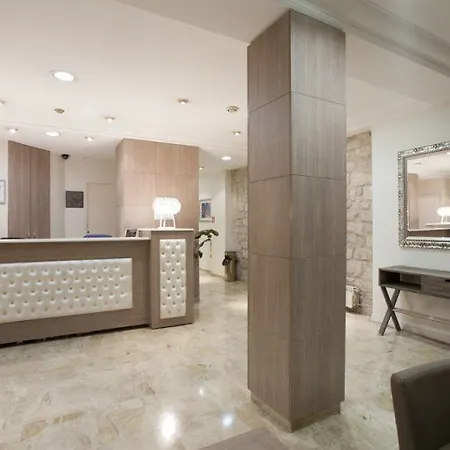 Lebron Hotel Paris