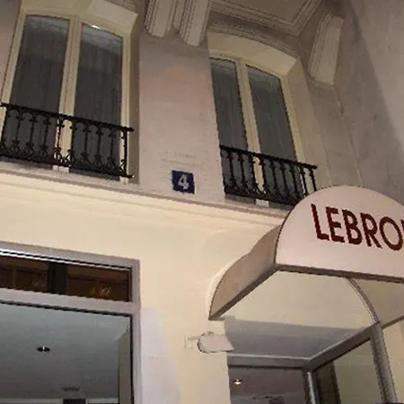 Lebron Отель 3*